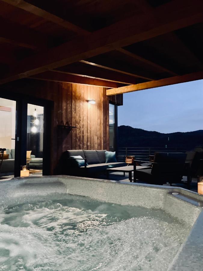 Mountain Lodge Risnov Bagian luar foto