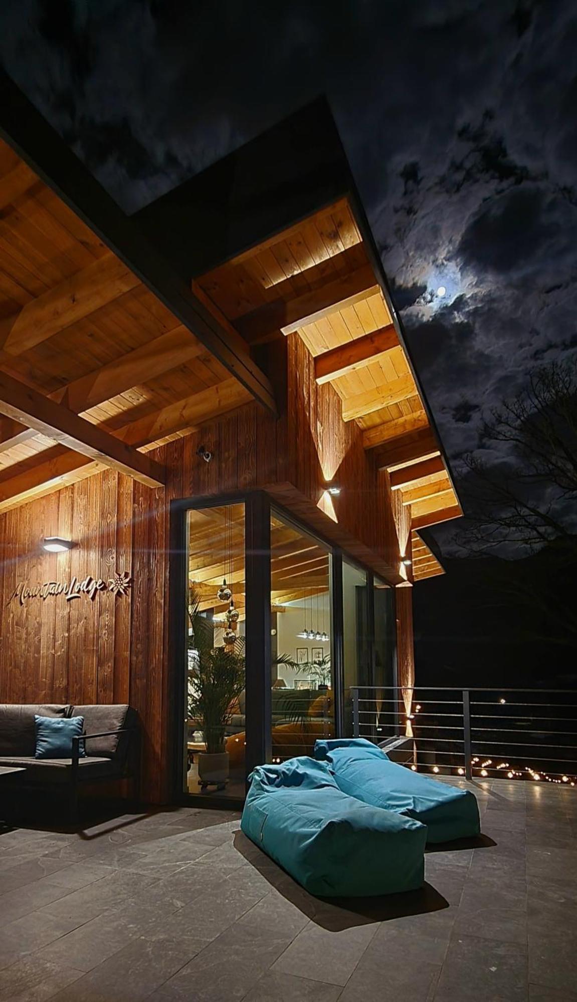 Mountain Lodge Risnov Bagian luar foto