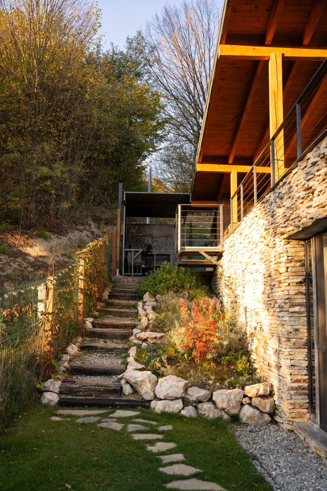 Mountain Lodge Risnov Bagian luar foto